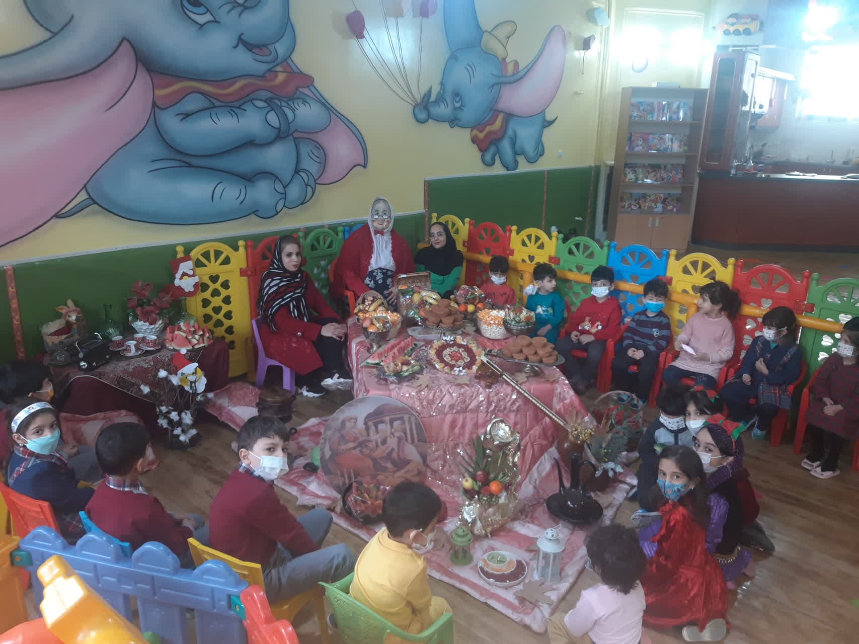 فعالیت های پیش دبستان هوشمند مداد رنگی ها